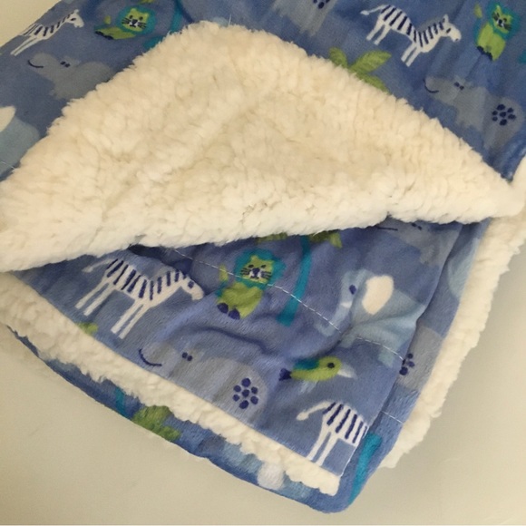 NEW Baby Blanket Blue Sherpa Reverse Animal Theme Baby Gift | Elements of Style - Picture 5 of 7
